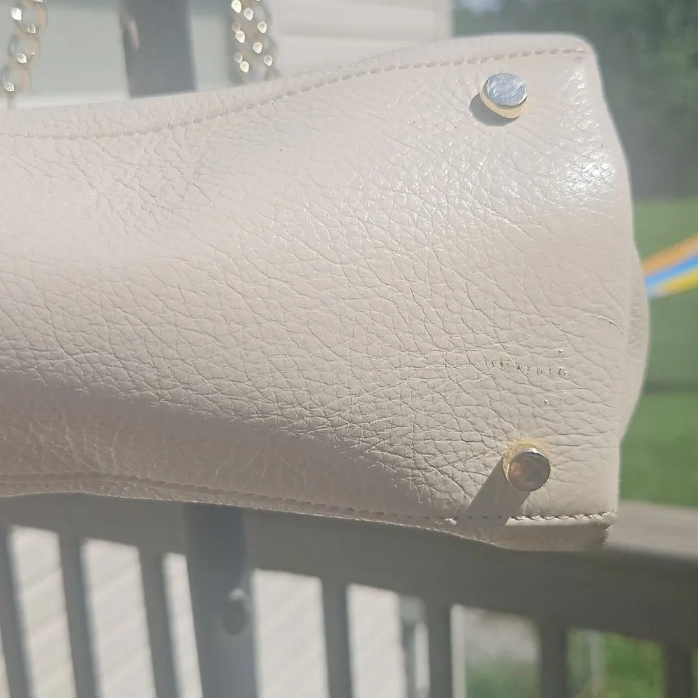 Kate Spade Pebbled Leather Shoulder Bag Cream Chain Strap